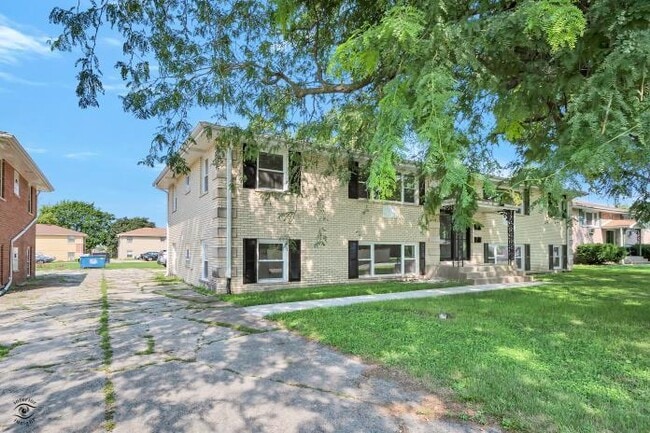 241 S Small Ave