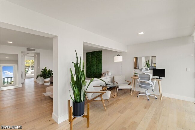 Photo - 3500 Gulf Shore Blvd N Unit 406