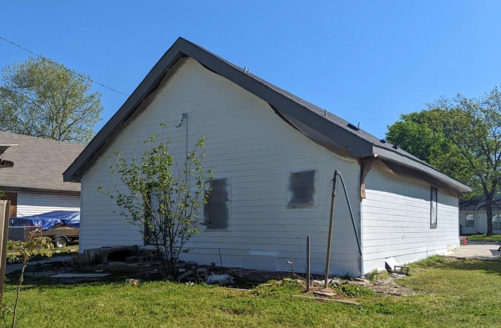 Photo - 1608 S Elm St