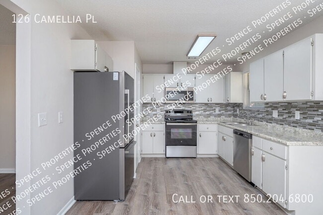 Photo - 126 Camellia Pl