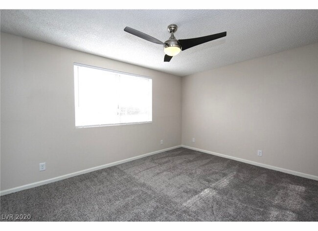 Photo - 7165 Bridgeview Ave