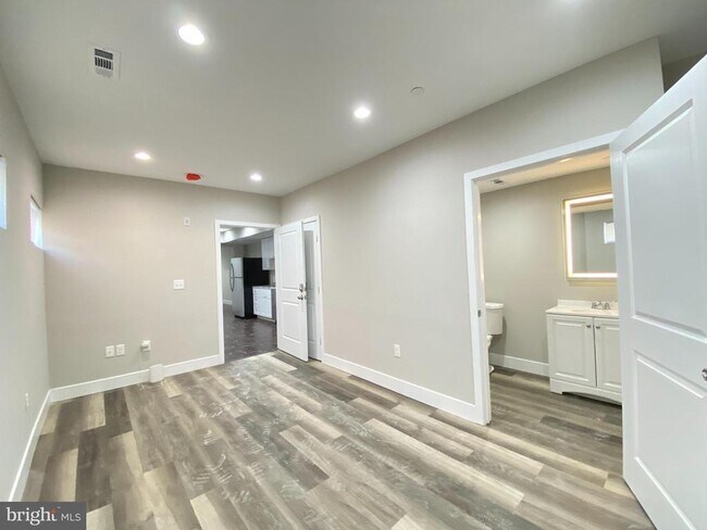 Photo - 1716 N Bouvier St