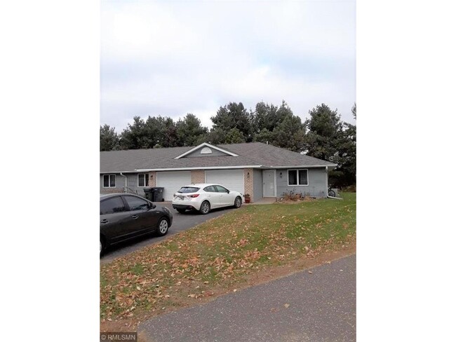 Photo - 831 Highview Dr Townhome