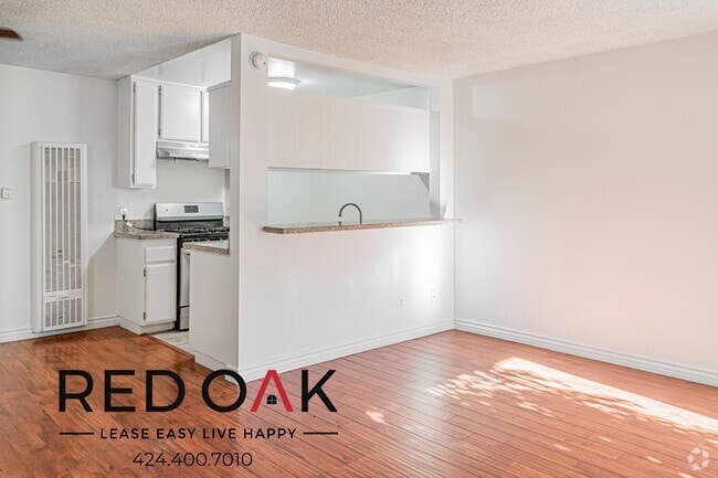 Building Photo - 6255 Beck Ave Unit 123 Rental