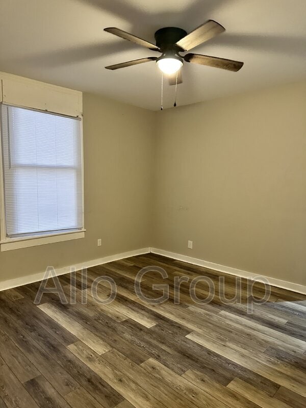 Photo - 9878 Canterbury Rd Unit 2