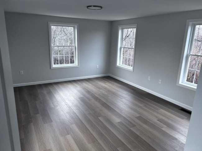 Photo - 239 State Rte 107