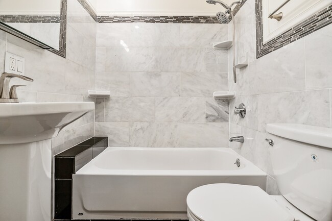 Building Photo - 882 Huntington Ave Rental
