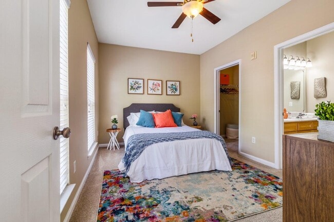 Worthington Apartments and Townhomes