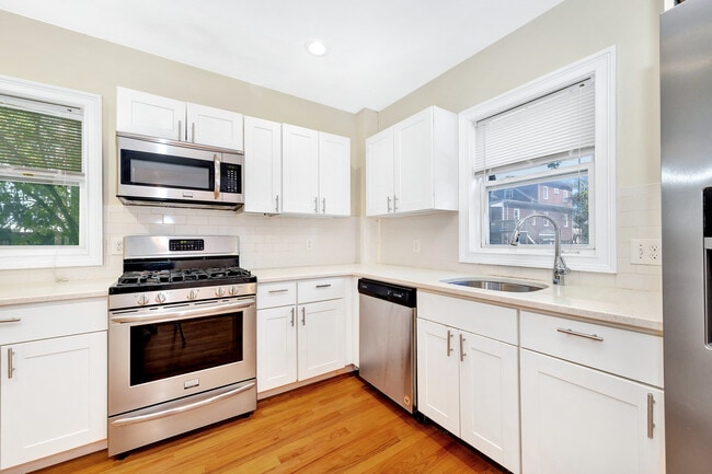 Photo - 9 Winter Hill Rd