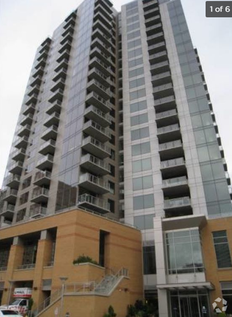 Building Photo - Bellevue Washington Square. One bed, One f... Rental