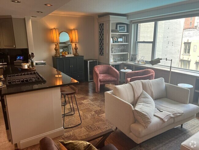 Building Photo - 151 Tremont St Unit 9C Rental