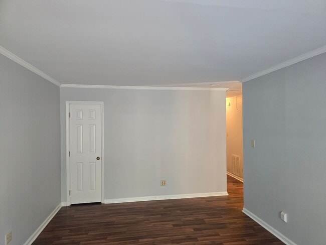 Photo - 2214 Daley Rd Unit Side B