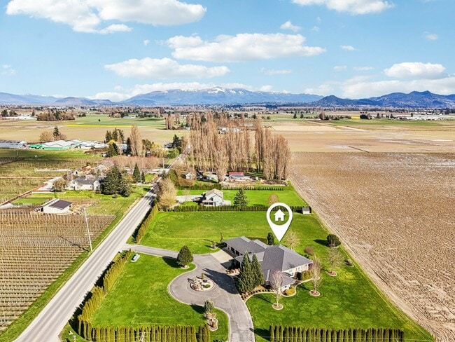 Building Photo - 15541 Bradshaw Rd