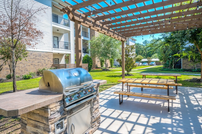 Photo - Woodland Landings