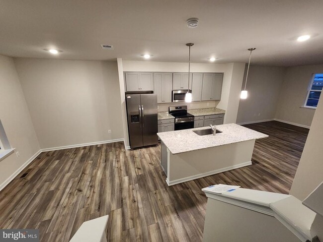 Building Photo - 117 Canning Rd