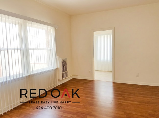Building Photo - 746 S Coronado St Unit 403