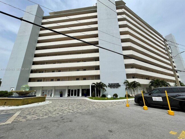 Photo - 7904 West Dr Unit 215