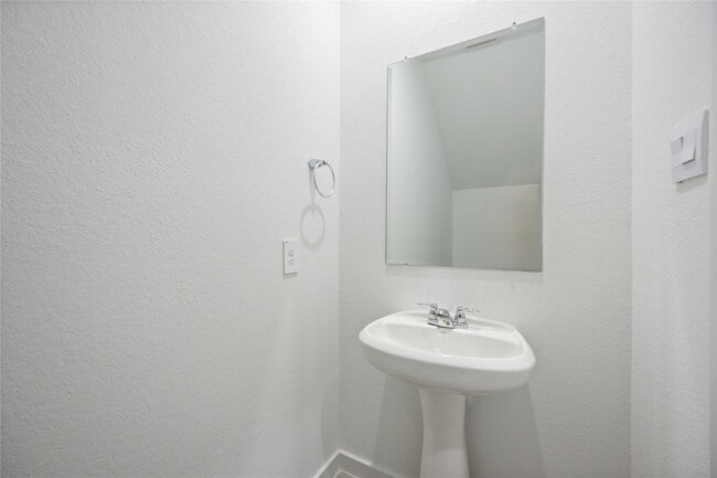 Photo - 2914 Amherst Mdw Ln