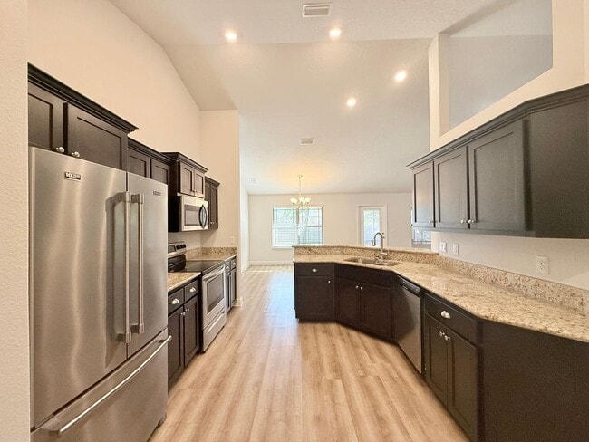 Photo - 4-Bedroom Craftsman Style Home - Winners Gait