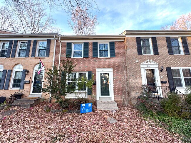 Building Photo - Charming Reston Townhome: Your Ideal Commuter's Haven