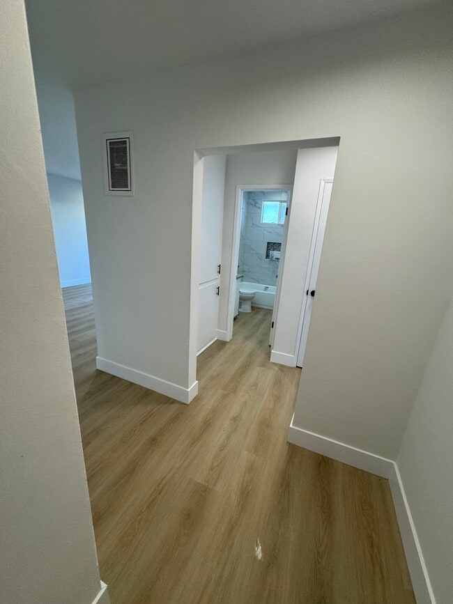 Photo - 5511 Corteen Pl Unidad 7