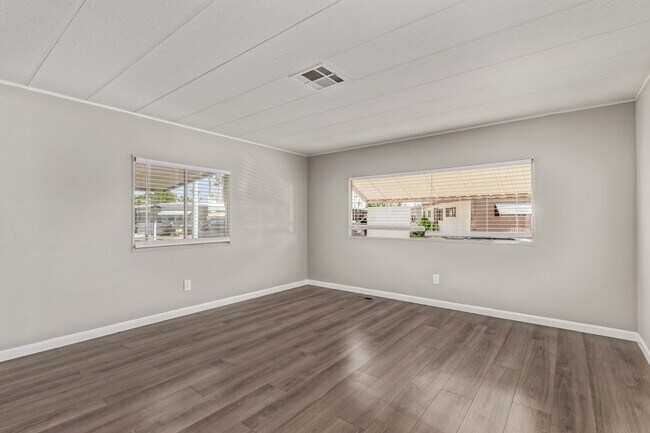 Photo - 303 S Recker Rd