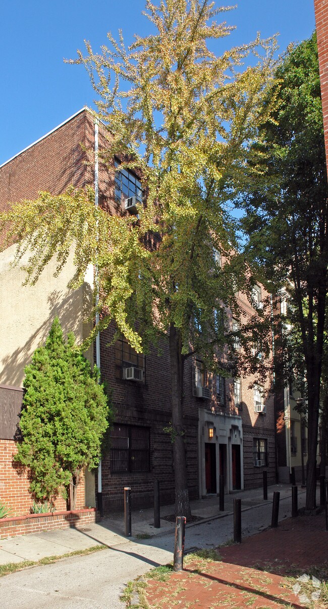 Photo - The Barrymore