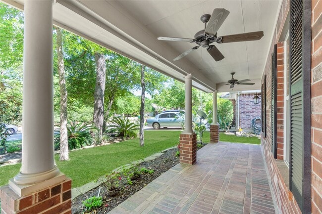 Photo - 255 Genesee Ridge Ct