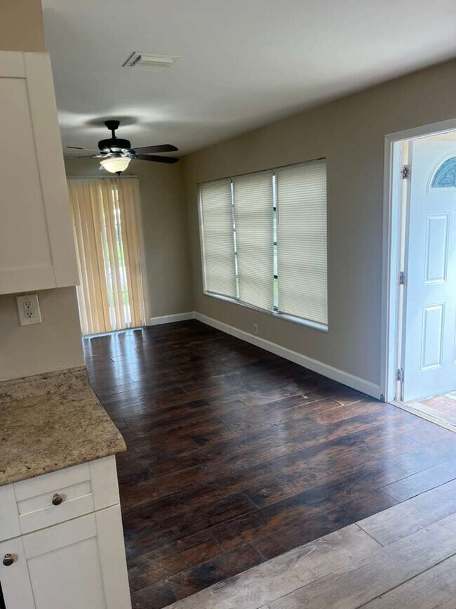 1732 NW 6th Terrace