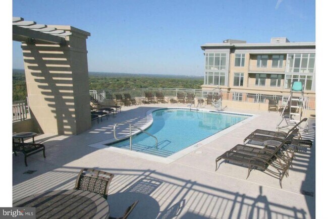 Photo - 8220 Crestwood Heights Dr Unit 218