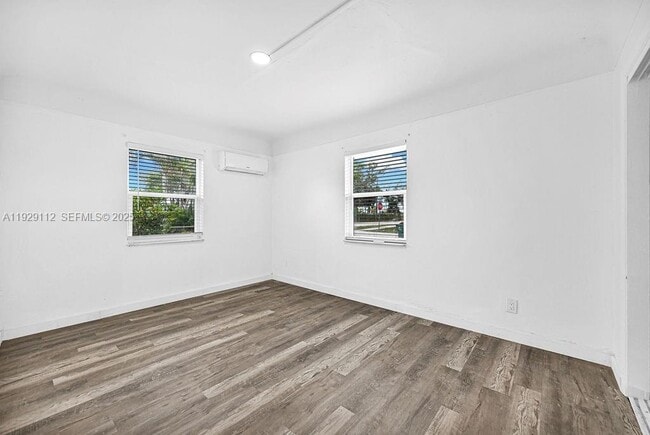 Photo - 4109 SW 23rd St