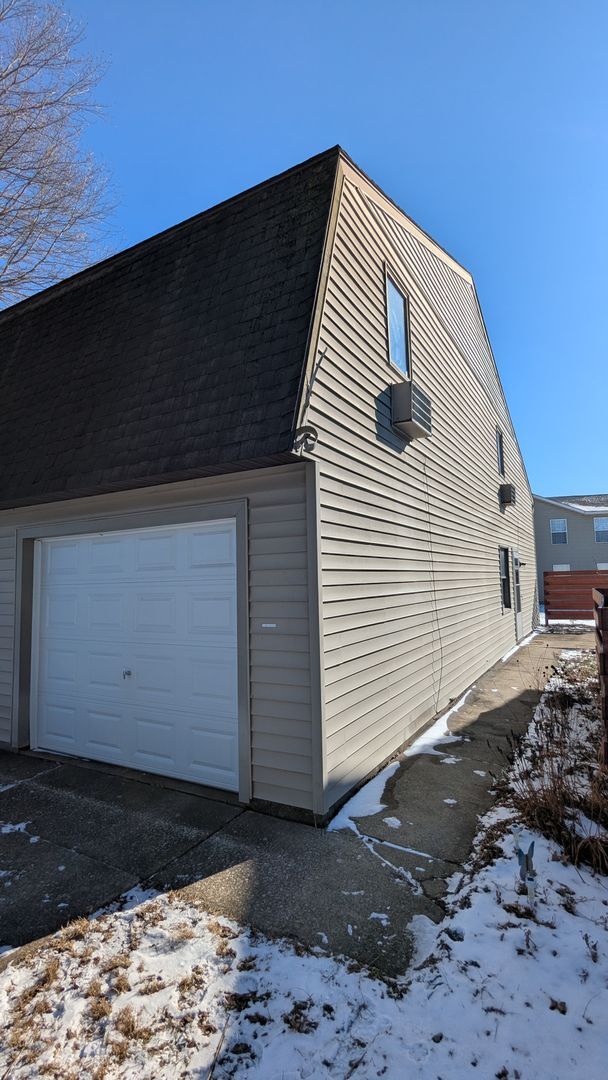 Photo - MN Cedar Village (857) Unit Apt A (1BR Loft)