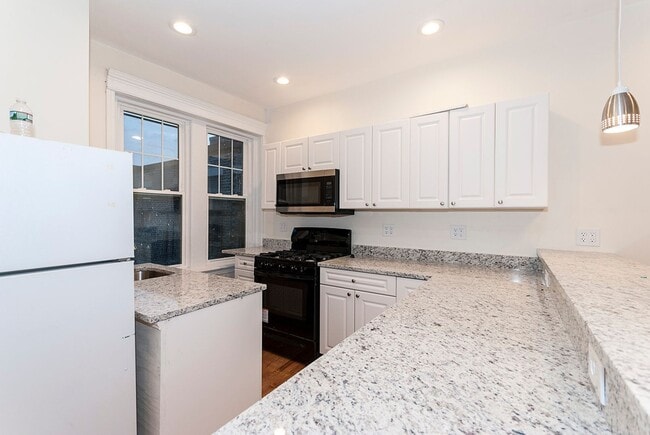 Photo - Renovated 2 Bed on Comm Ave | Heat & Hot Water Included | Cats OK | 9/1