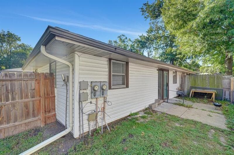 Photo - 3242 Y St