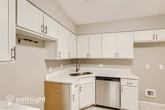 Photo - 3 br, 2 bath House - 7809 Fox Knoll Pl UNIT