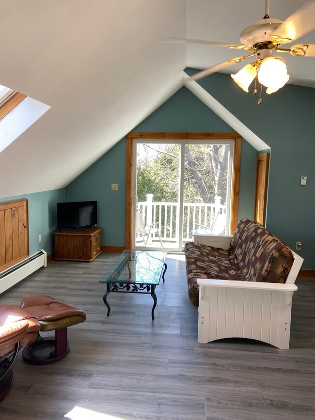 Photo - 245 Granite St