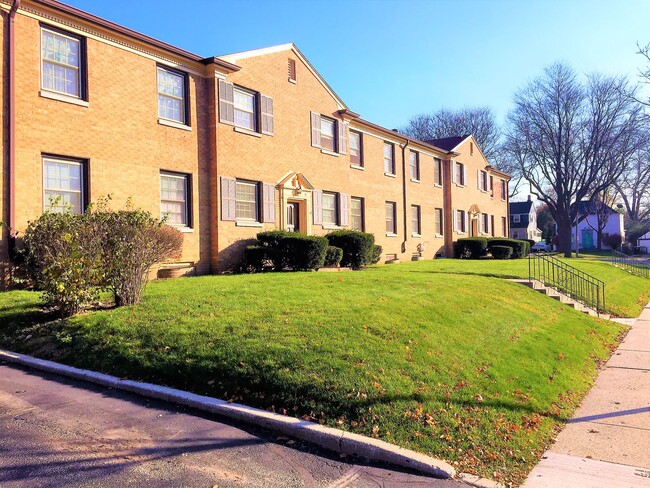Photo - Longfellow Gardens Apartment Homes