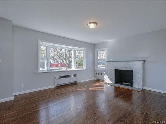 Photo - 19 Leonard Pl