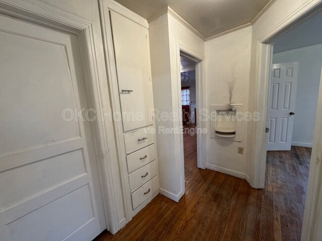 Photo - 2713 Normandy St