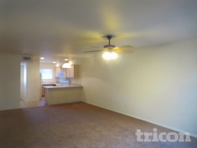 Photo - 860 N McQueen Rd