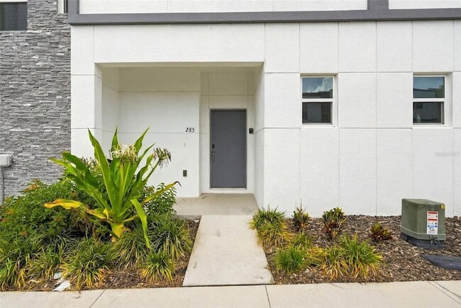 Photo - 285 Famagusta Dr