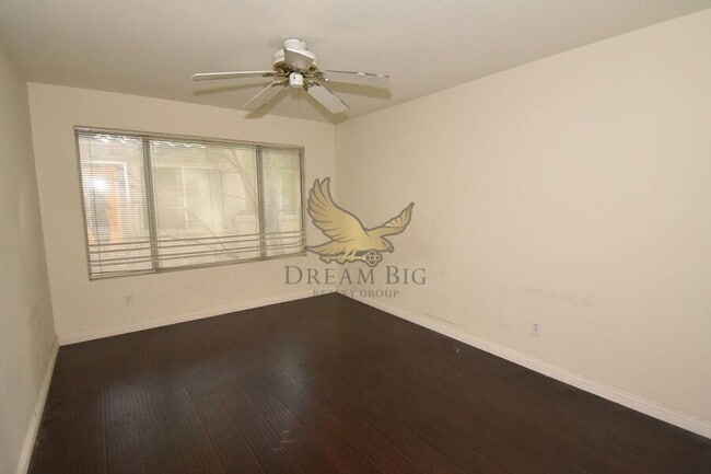 Photo - 3125 Casey Dr