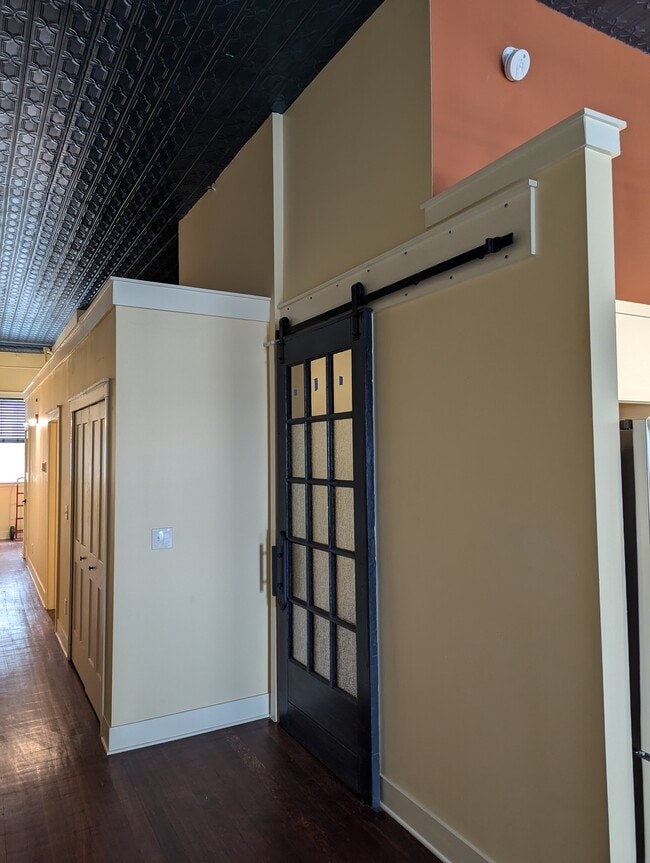 Photo - 204 W Main St Unit 3
