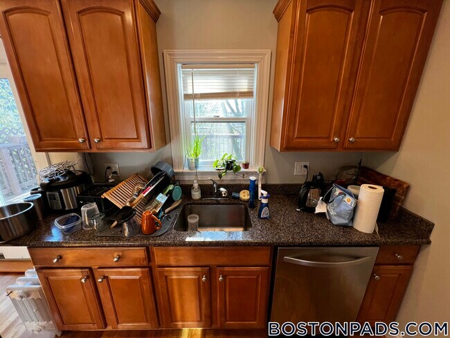 Photo - 45 Old Harbor St