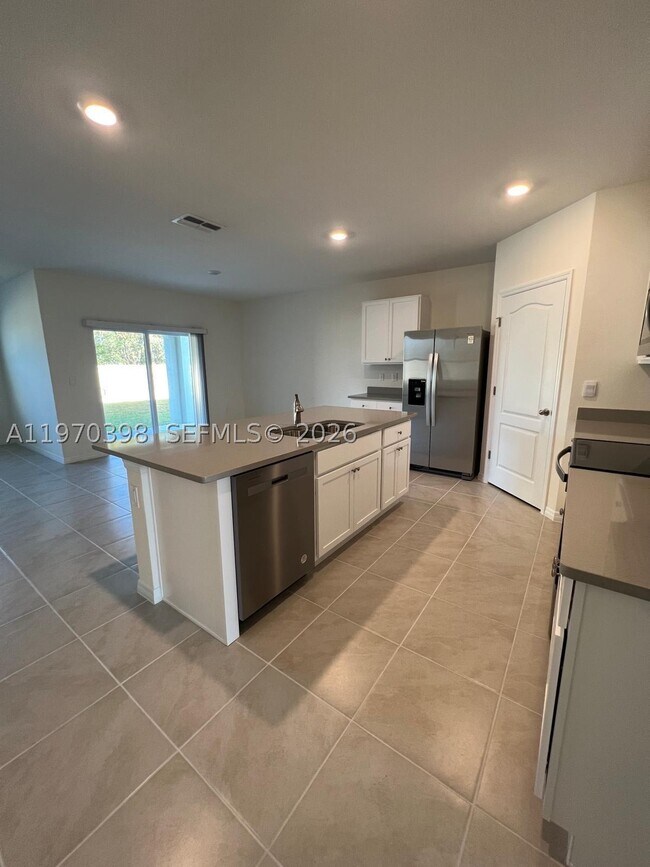 2710 Trinidad Rd