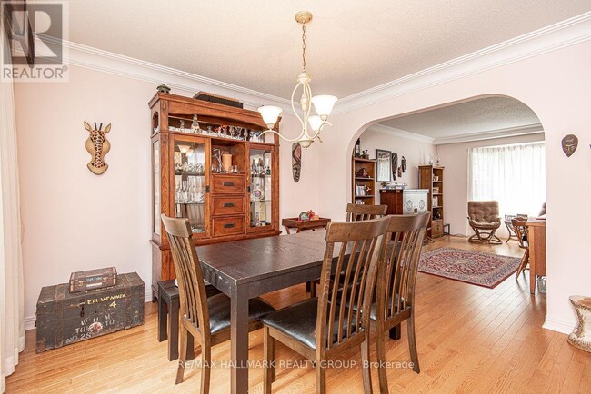 Photo - 18 Hesse Crescent