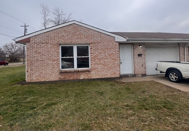 Building Photo - 1901-1903 Circle Kelly Jo Unit 1901