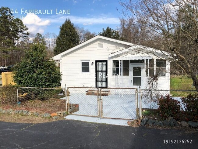 Photo - 144 Faribault Ln