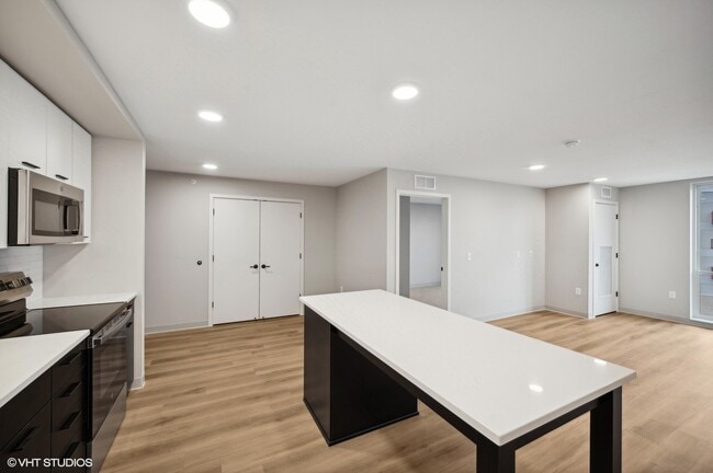 Harbourline Apartments