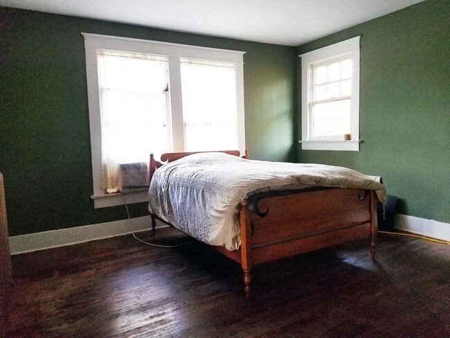 Photo - 682 N Barksdale St